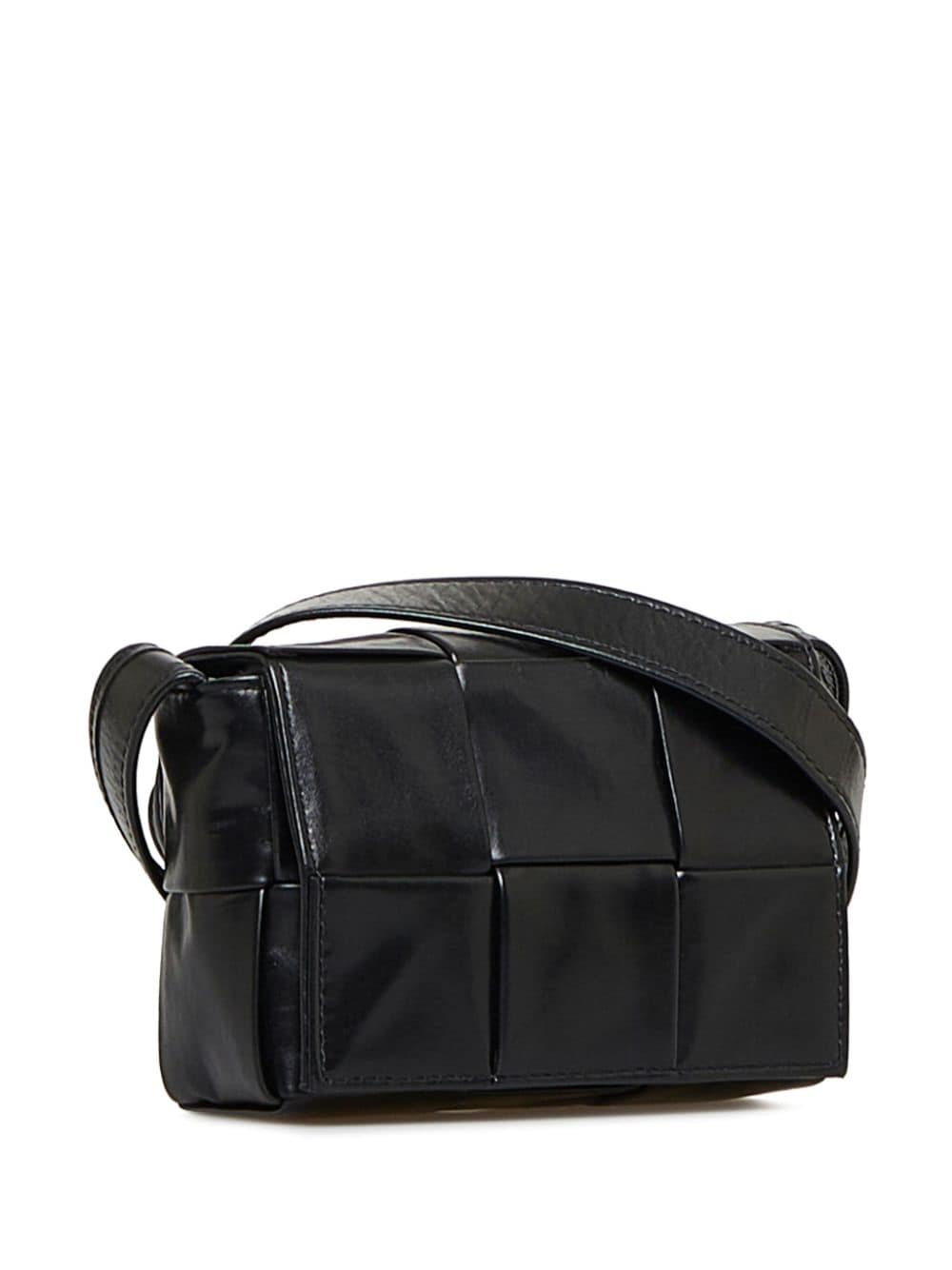 Bo*te*ga ve*ne*ta   maxi intrecciato cassette shoulder bag