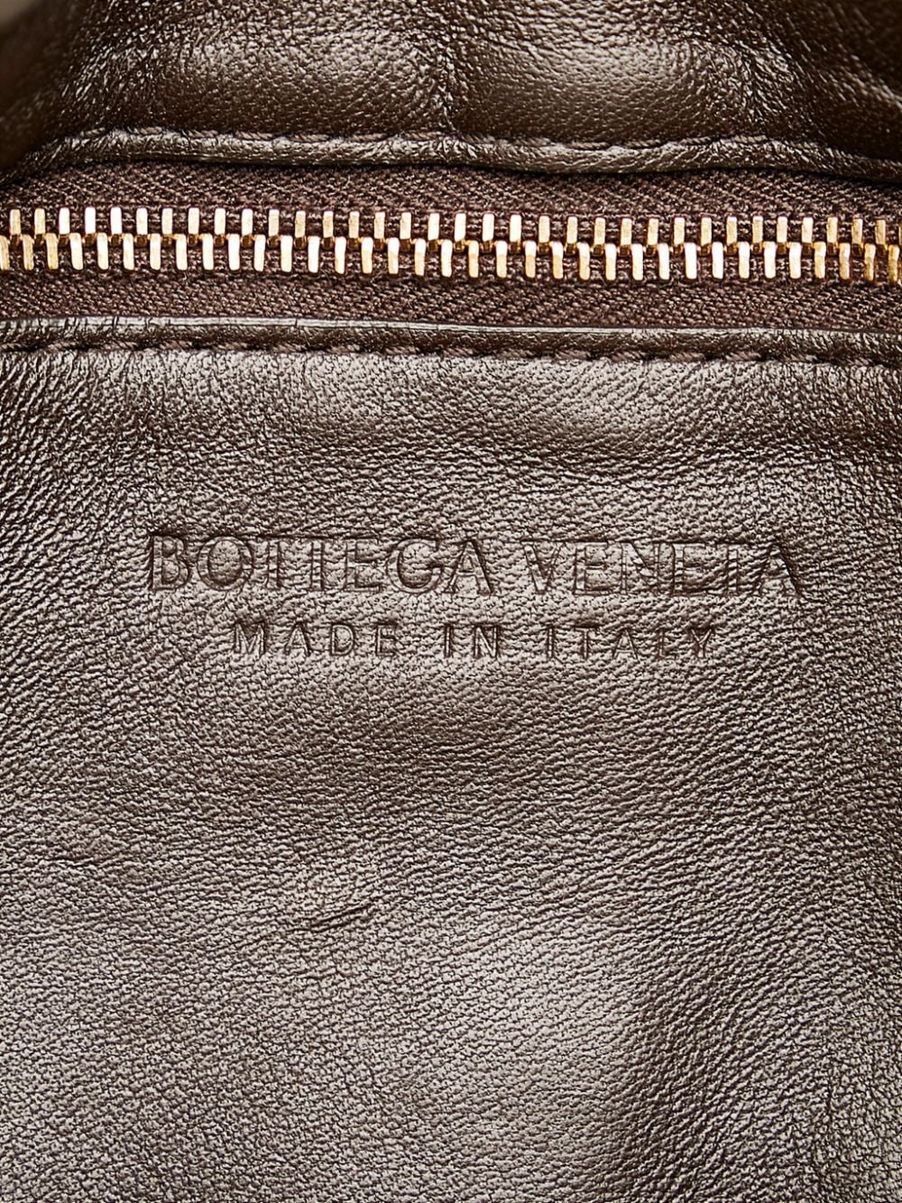 Bo*te*ga ve*ne*ta   padded cassette chain shoulder bag