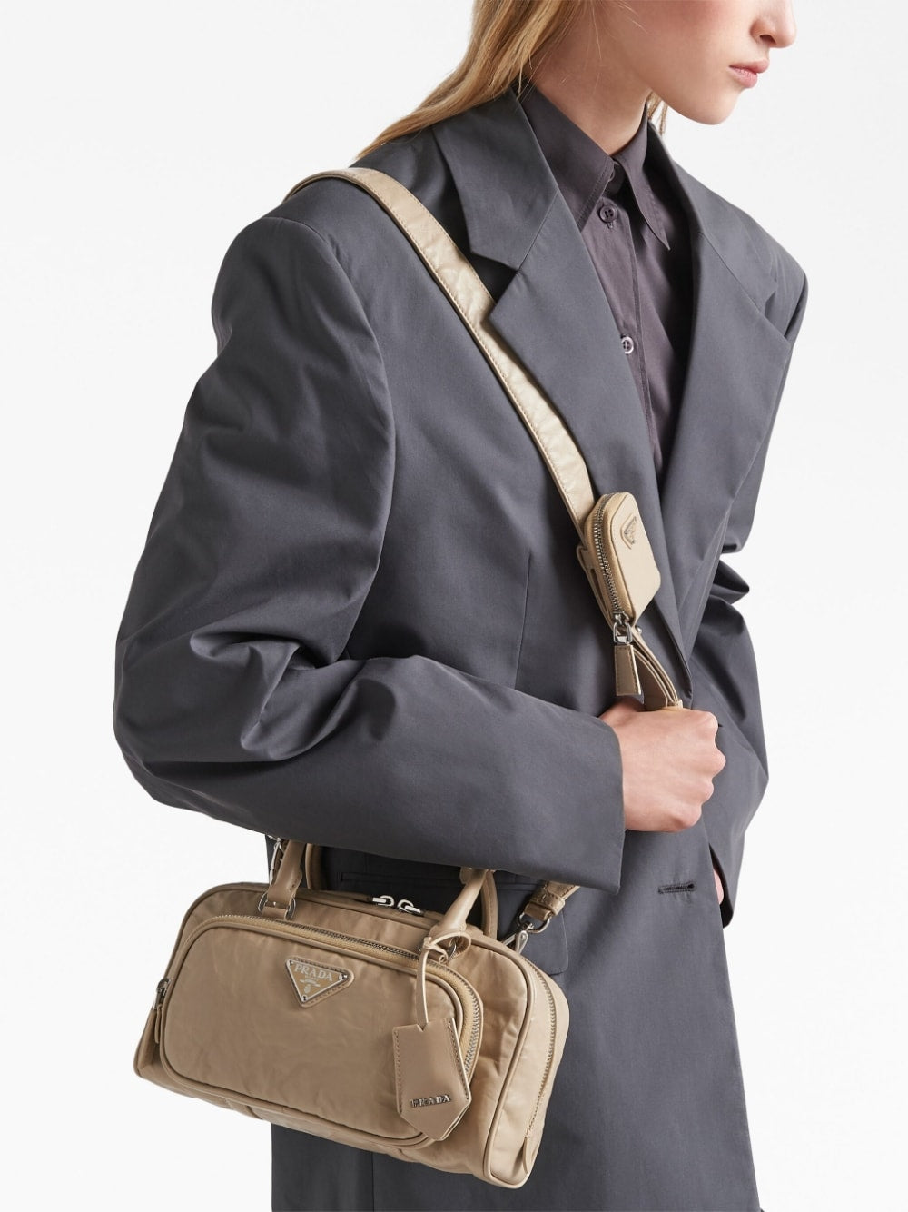 Pra*a leather tote bag