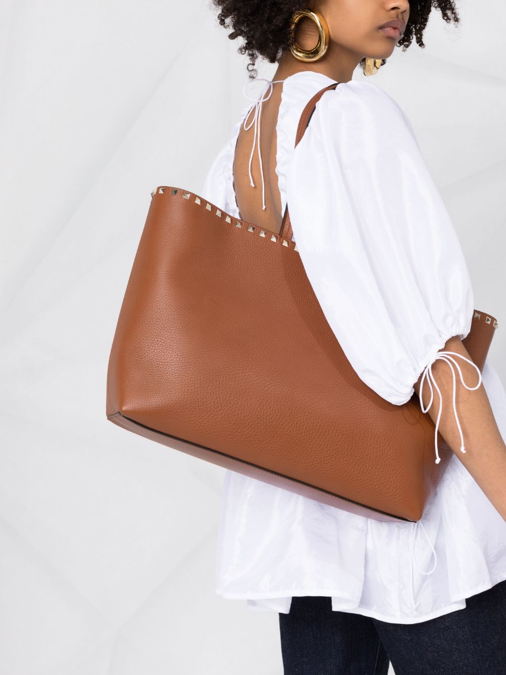 Valentino Garavani large Rockstud tote bag