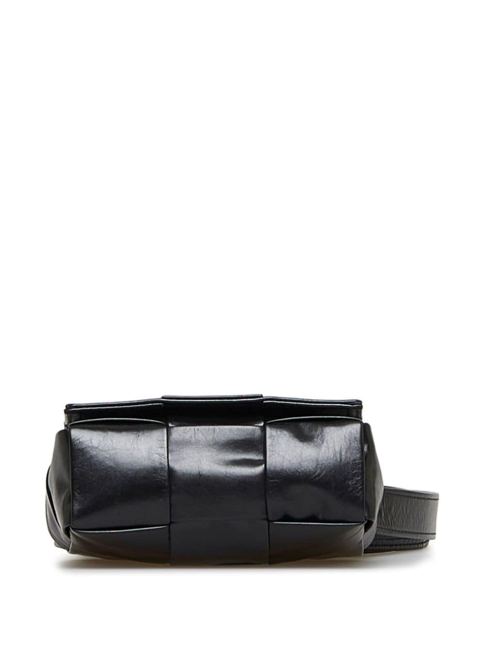 Bo*te*ga ve*ne*ta   maxi intrecciato cassette shoulder bag