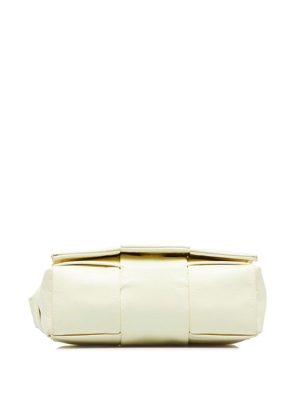 Bo*te*ga ve*ne*ta   2020 cassette maxi intrecciato shoulder bag