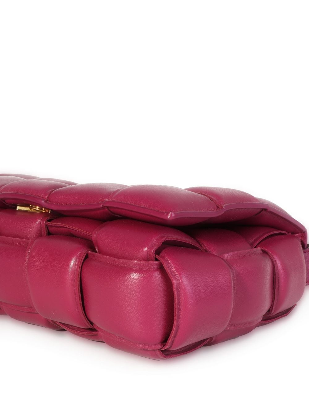 Bo*te*ga ve*ne*ta   2021 padded cassette shoulder bag