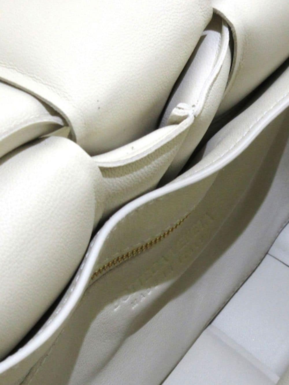 Bo*te*ga ve*ne*ta   cassette padded crossbody bag