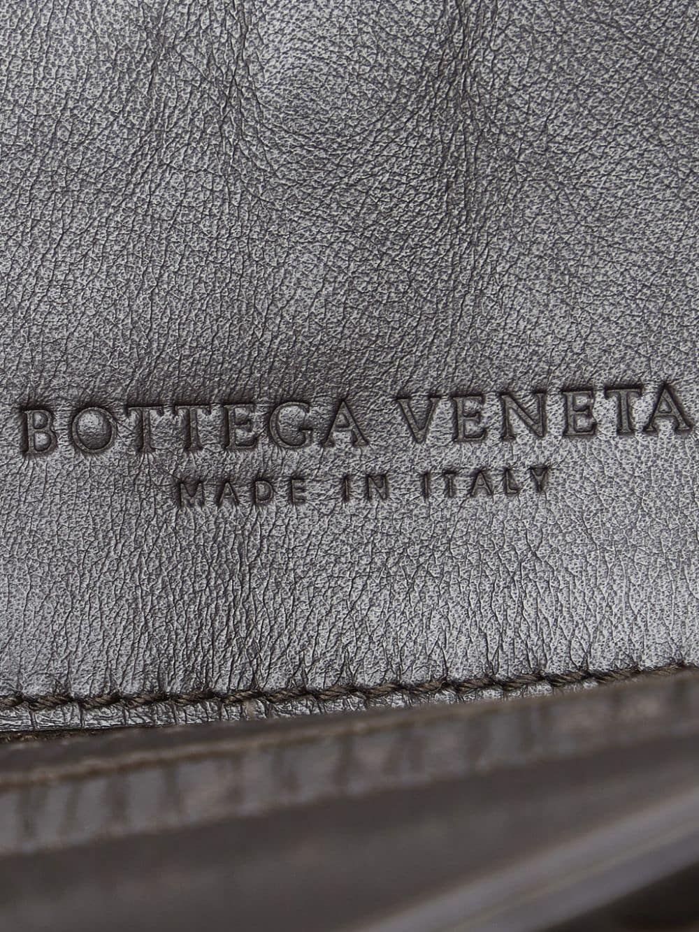 Bo*te*ga ve*ne*ta intrecciato leather crossbody bag