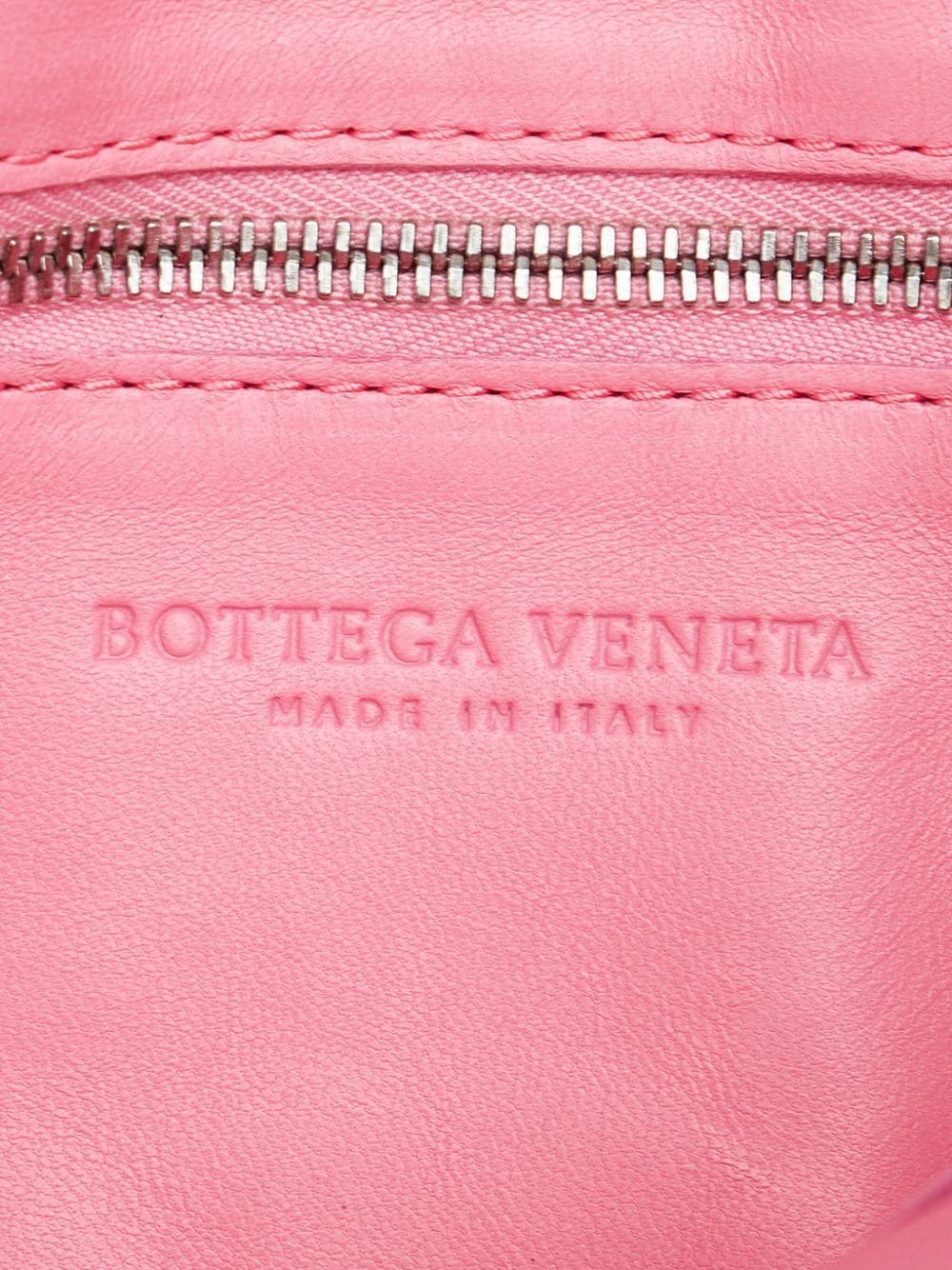 Bo*te*ga ve*ne*ta   cassette crossbody bag