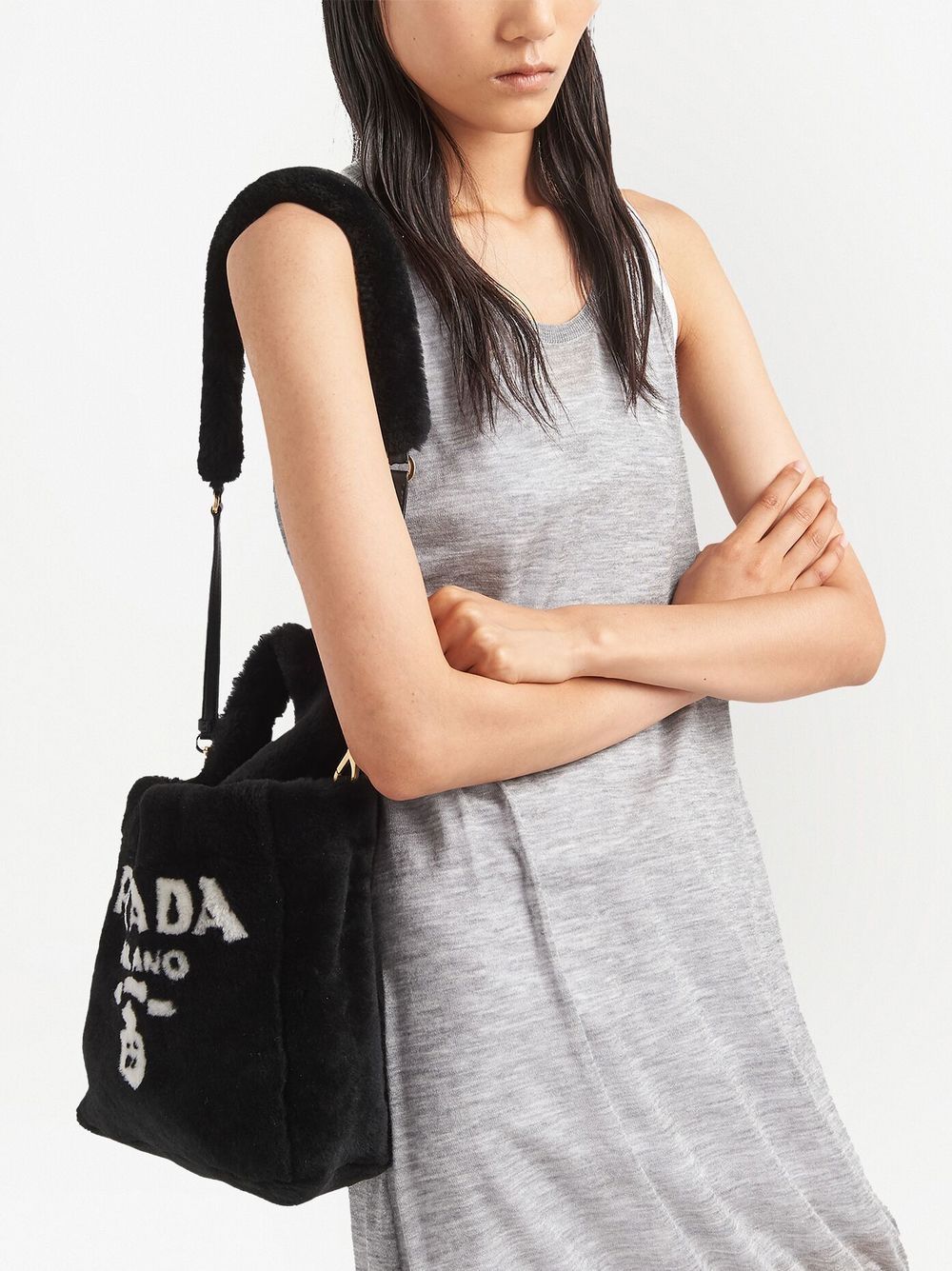 Pra*a logo-print shearling tote bag