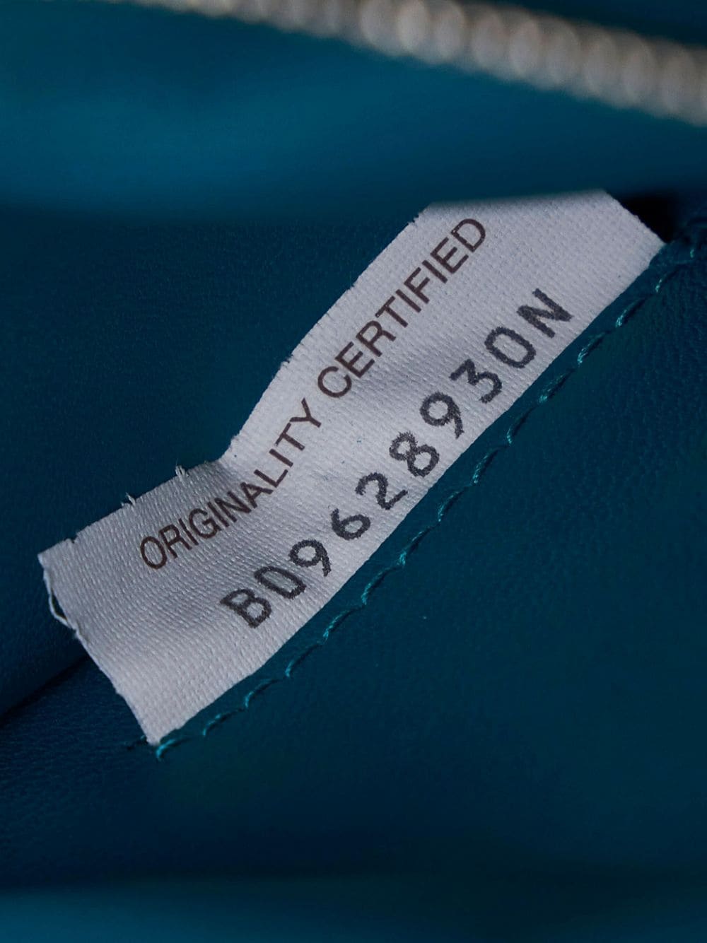 Bo*te*ga ve*ne*ta   padded cassette shoulder bag