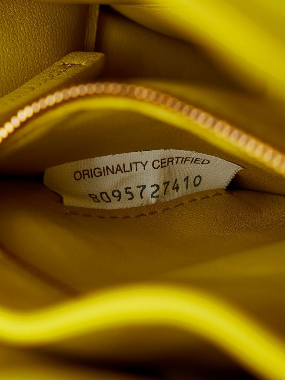 Bo*te*ga ve*ne*ta cassette padded leather crossbody bag