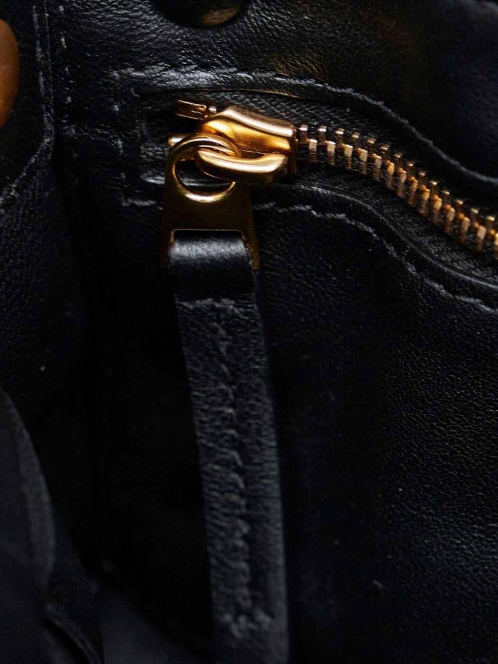 Bo*te*ga ve*ne*ta   padded cassette shoulder bag