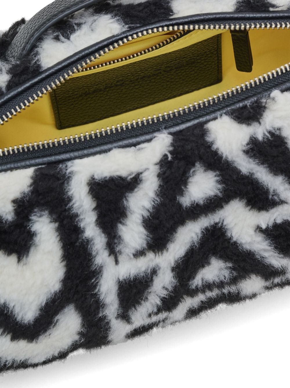 Marc Jacobs The Duffle bag