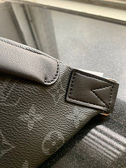 lv DISCOVERY BUMBAG PM M46035
