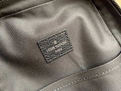 l**is V*t*n avenue sling bag m30443